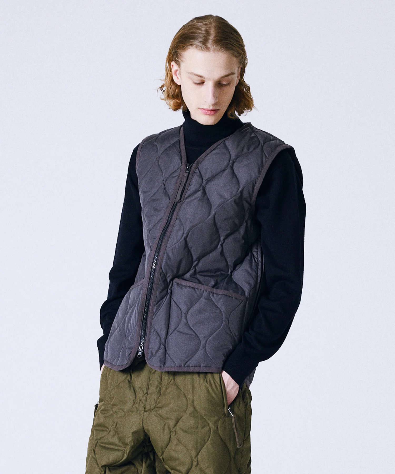 Unisex Military Zip V-Neck Down Vest (Hard Shell) - Image 12