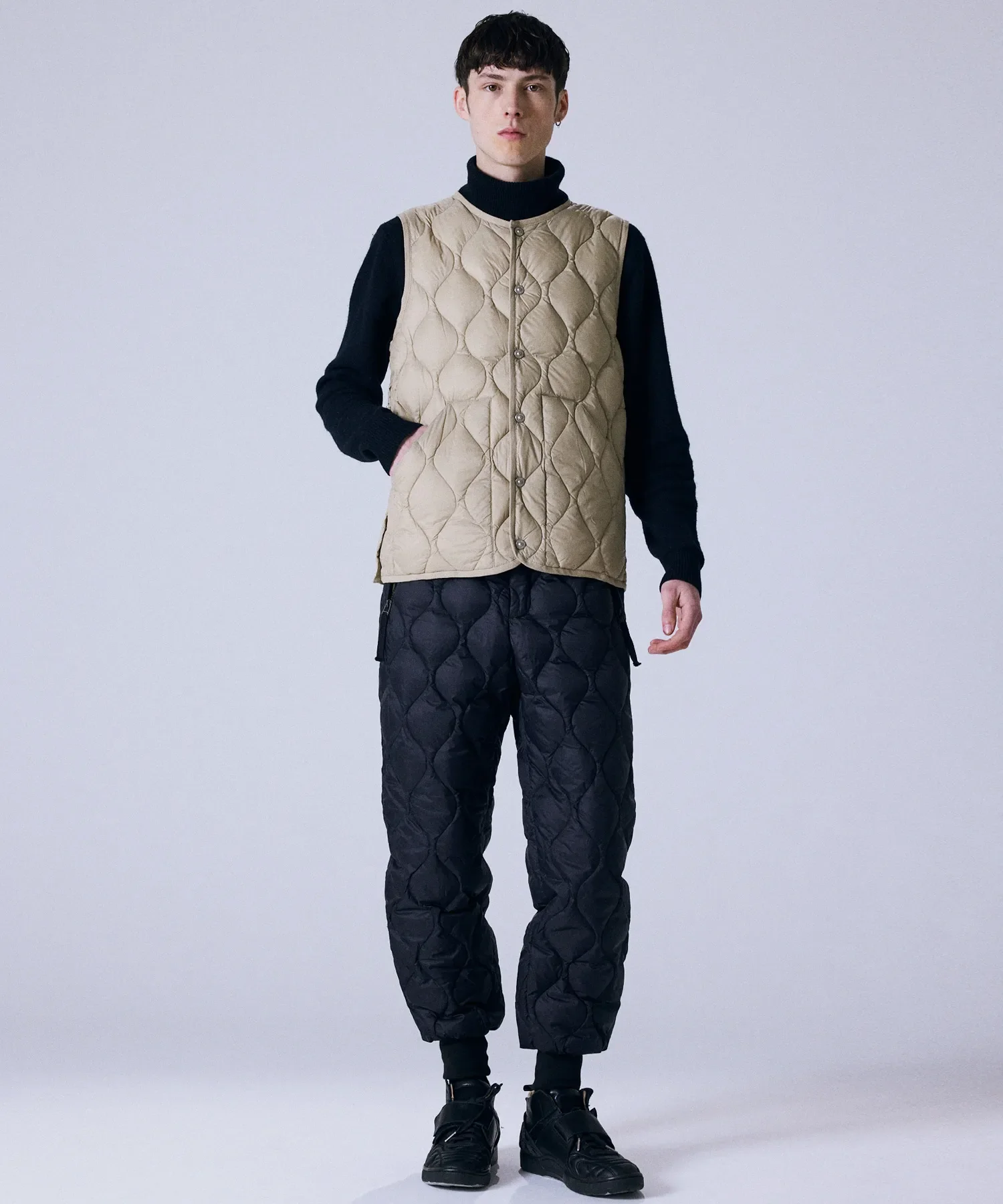 Unisex Military Crew Neck Down Vest (Soft Shell) - Image 9