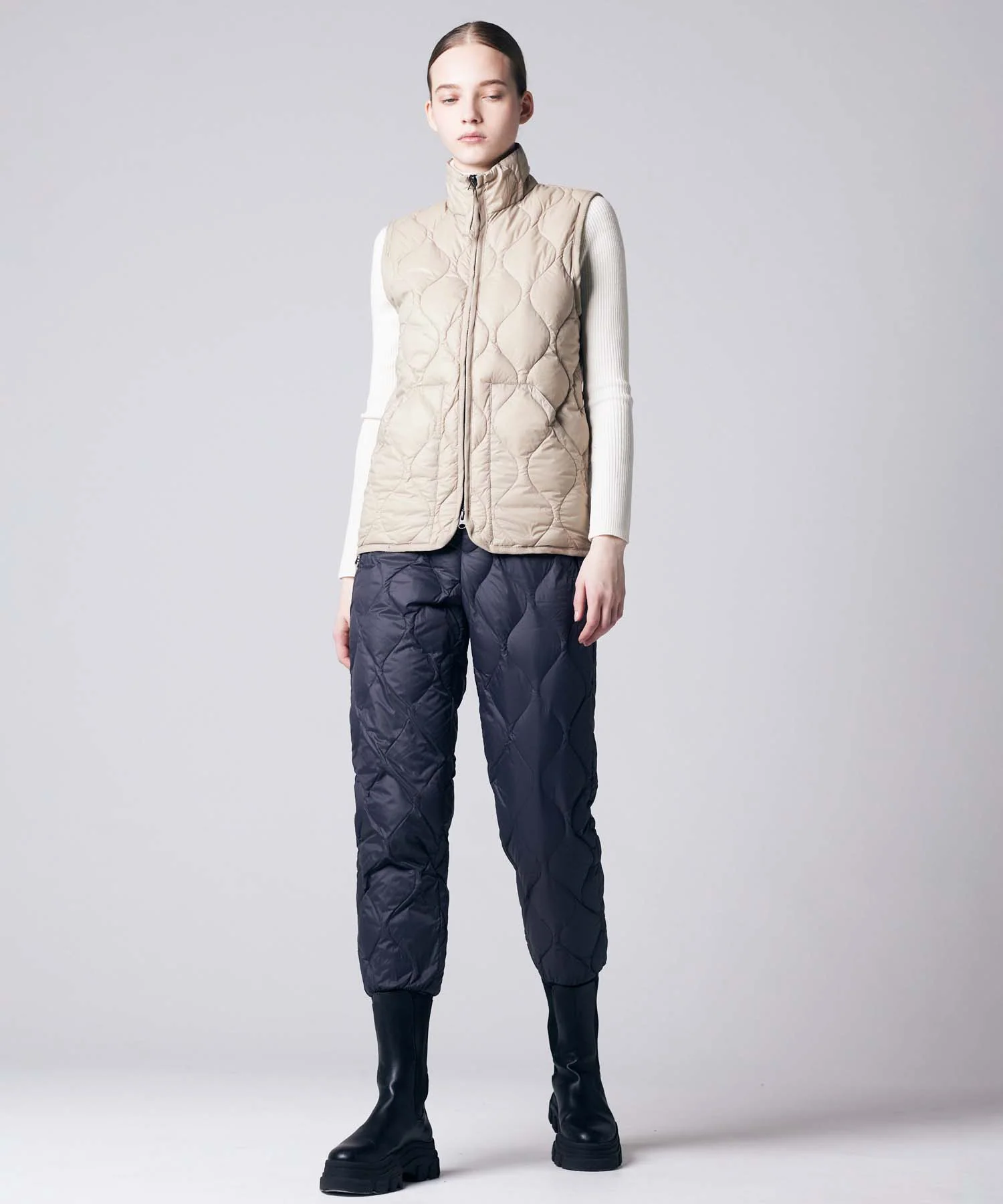 Unisex Military Hi-Neck W-Zip Down Vest (Soft Shell) - Image 12