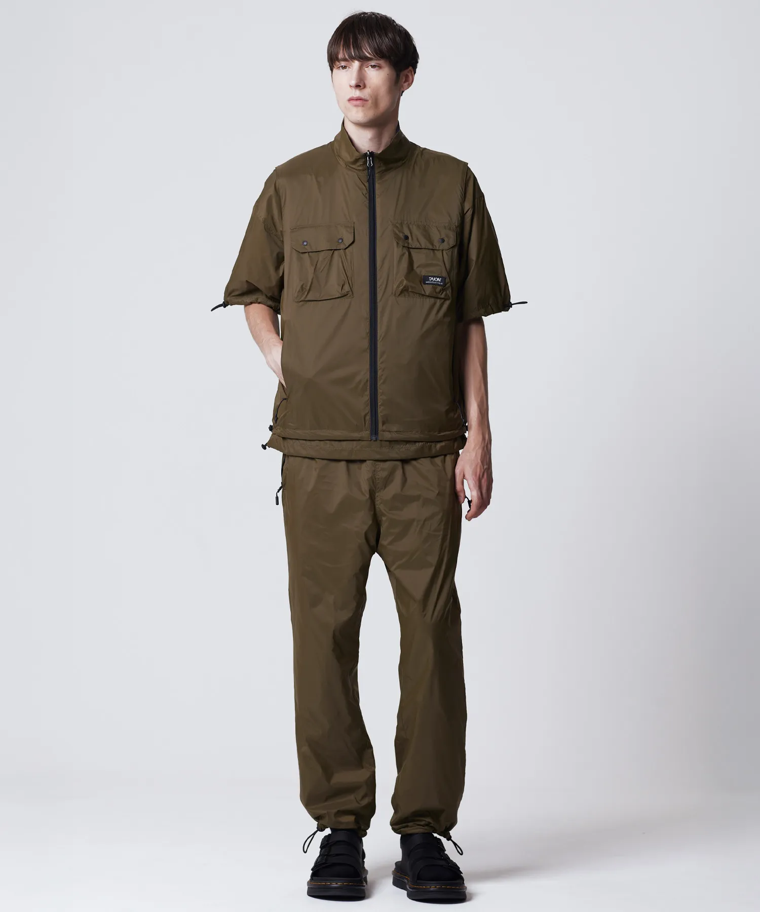 Unisex Non Down Mountain Reversible W-Zip Vest - Image 17