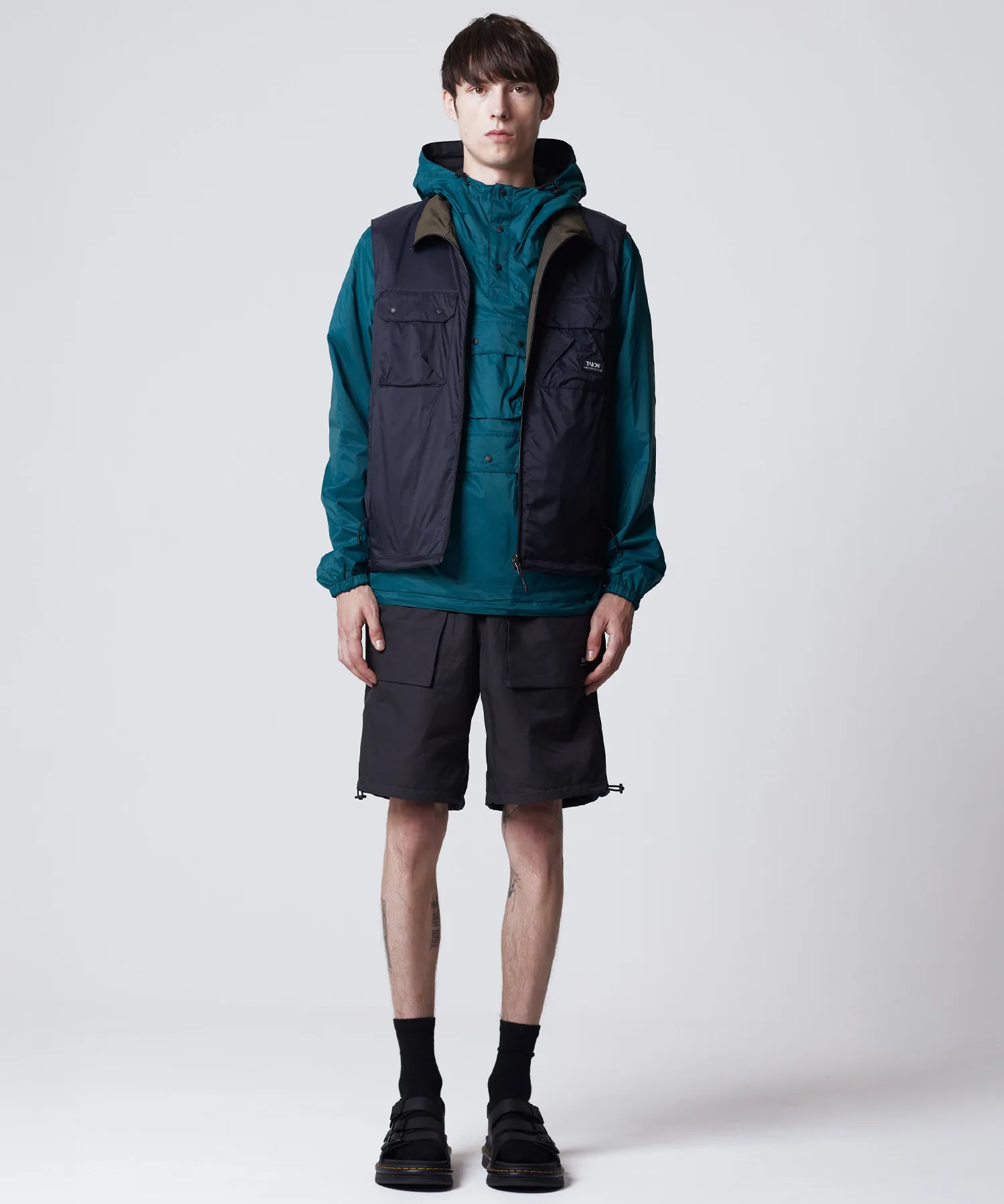 Unisex Non Down Mountain Reversible W-Zip Vest - Image 19