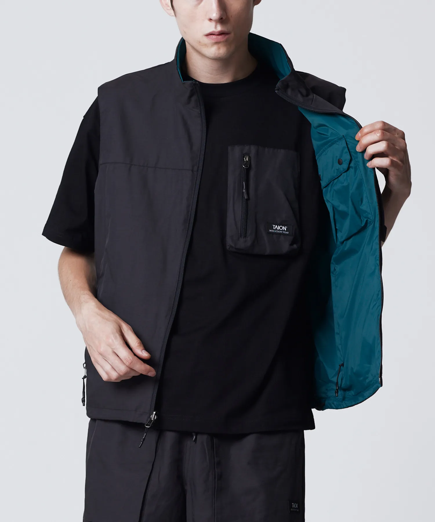 Unisex Non Down Mountain Reversible W-Zip Vest - Image 22