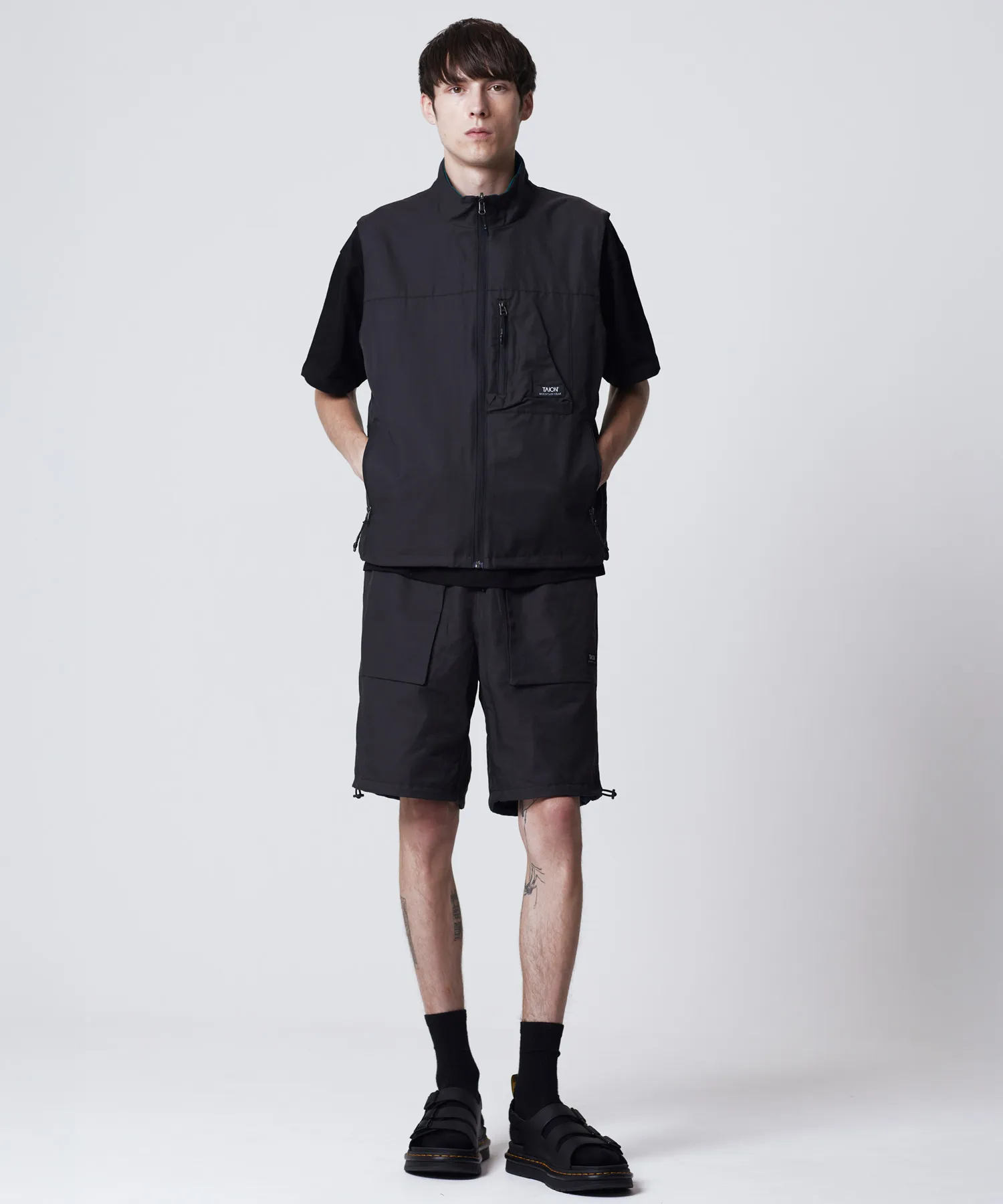 Unisex Non Down Mountain Reversible W-Zip Vest - Image 23