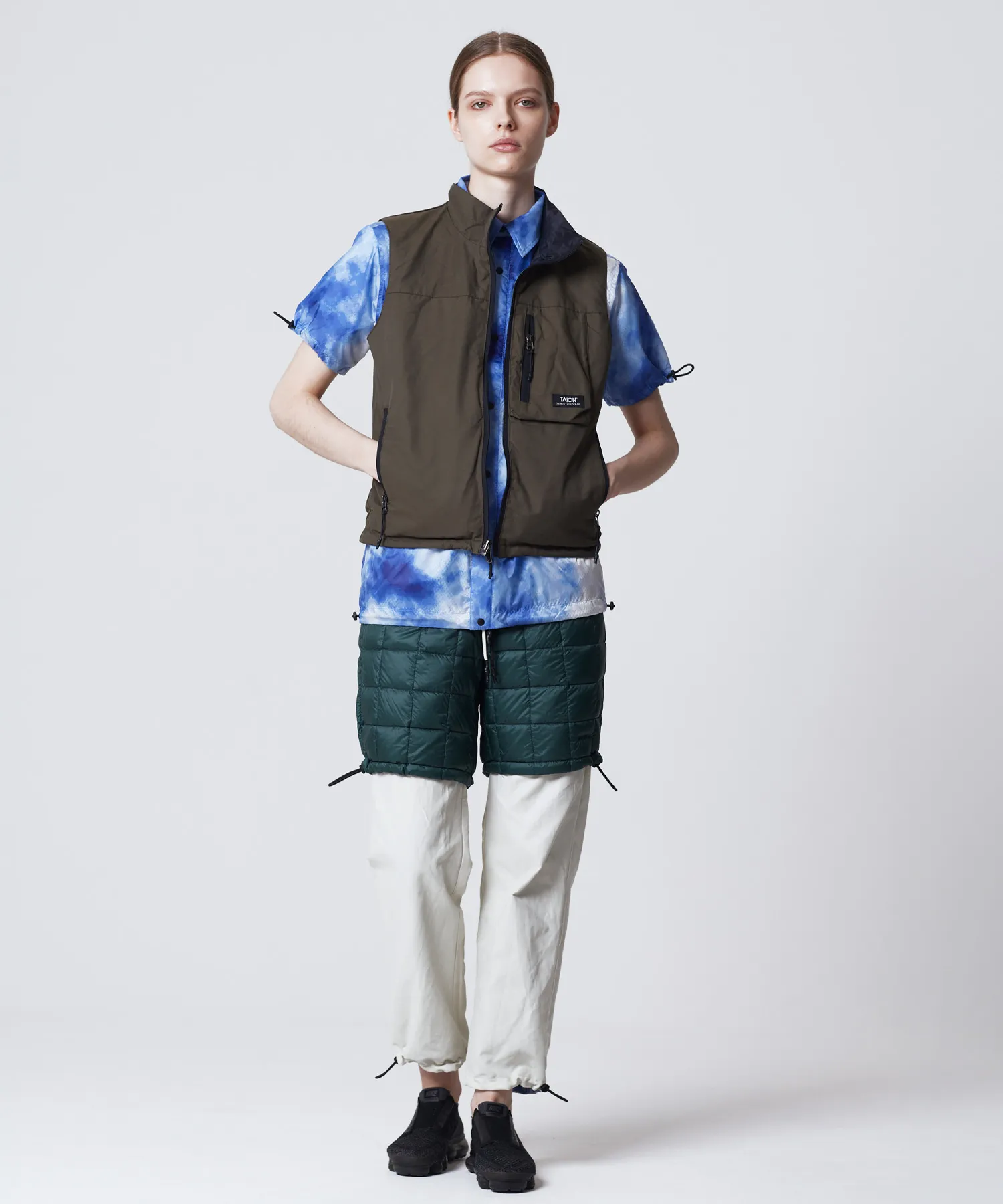 Unisex Non Down Mountain Reversible W-Zip Vest - Image 29