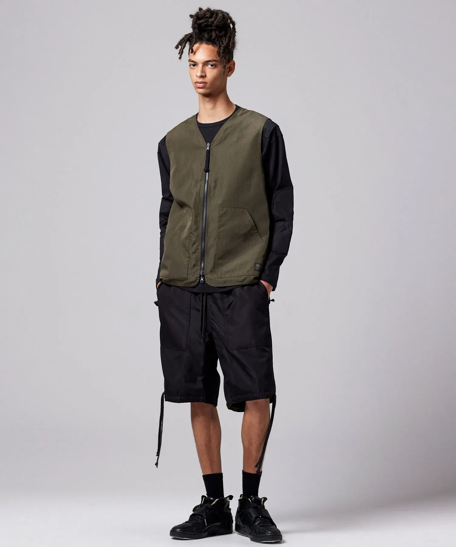 Unisex Non Down Military Reversible V Neck Vest - Image 12