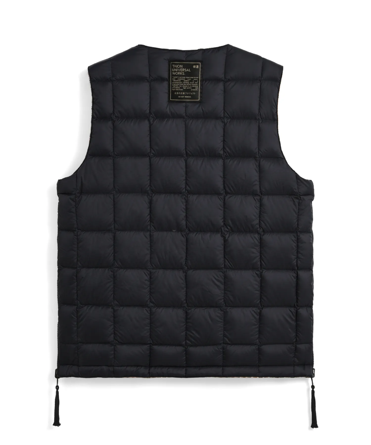 Universal Works x TAION Reversible Zip Down Vest <UW-TA-R004Z> - Image 4